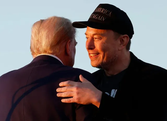 trump left red-faced after iphone ring disrupts his oval office rant on pun 24877