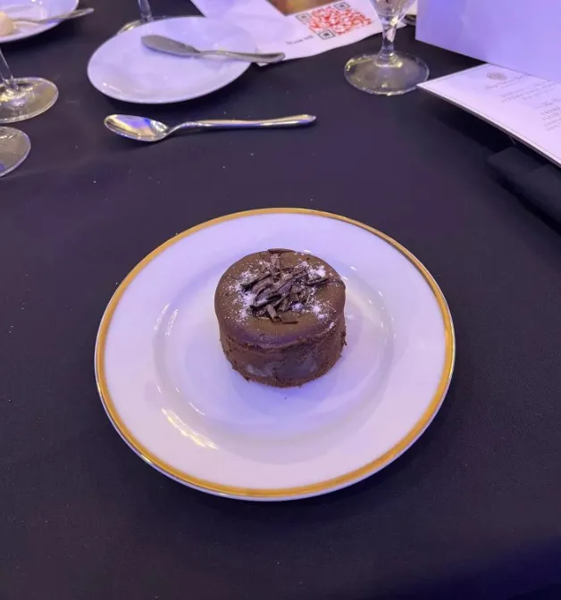 crypto investors furious over $148m trump dinner featuring disappointing fo 24946